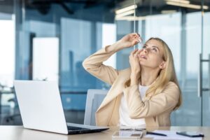 Occhi secchi: come prevenire la secchezza oculare causata dal riscaldamento?